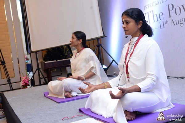Meditation can bring a positive focus to our world’s leaders