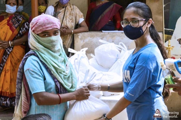 Ayudh Índia: lliurament d’aliments i suport al decaure la segona onada de covid-19