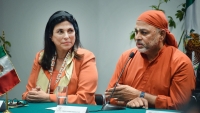 C20: Swami Dayamritananda Puri meets with Members of Mexico’s Parliament at the country’s Chamber of Deputies