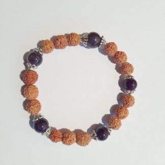 Pulsera de 15 rudrakshas y 5 amatistas