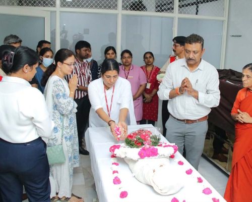 aalin-kerala-youngest-organ-donor-mata-amritanandamayi_02_1200x800-1024x683