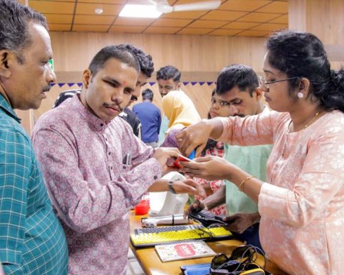 amrita-hospital-ai-technology-for-the-blind-mata-amritanandamayi_01_1200x800-1024x683
